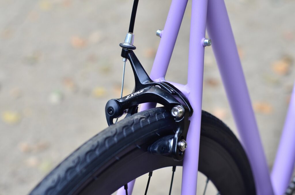 detalle bicicleta lila 3