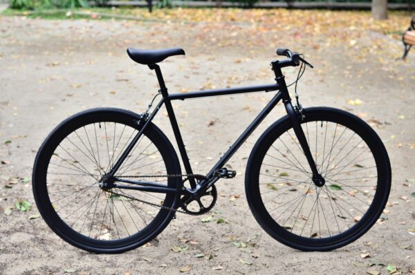 BICICLETA URBANA RTH UNO NEGRO - Imagen 2